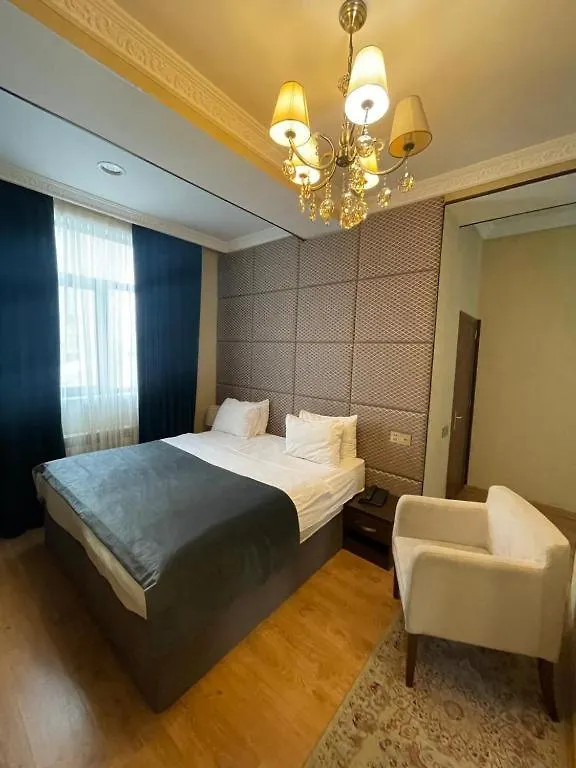 Hotel Grand Mirror Bakú