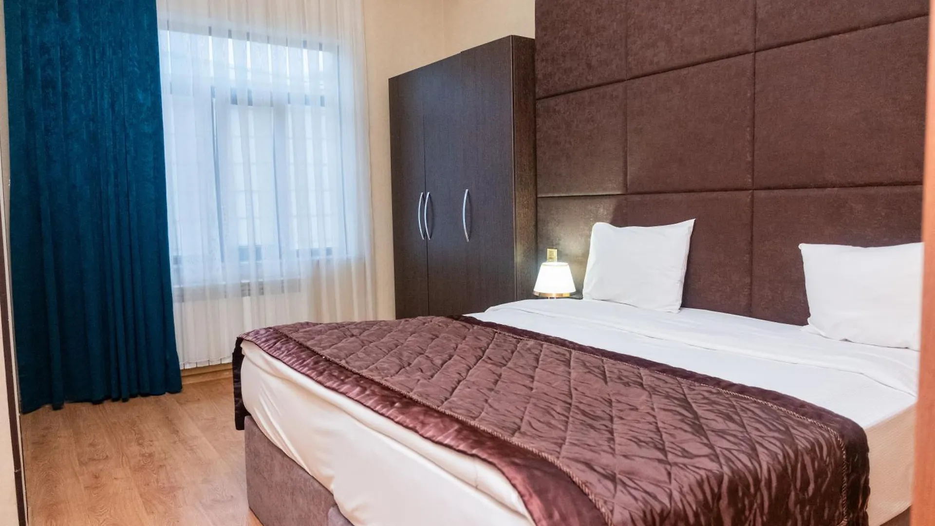 Hotel Grand Mirror Bakú