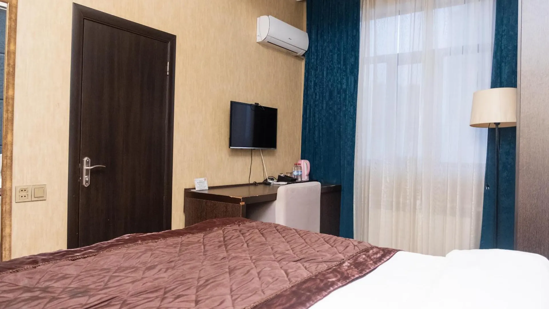 Hotel Grand Mirror Bakú