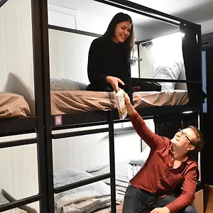 Hostel Onefam Batllo 