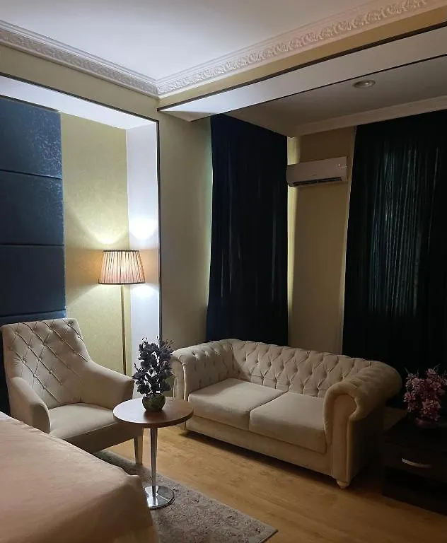 فندق Grand Mirror باكو