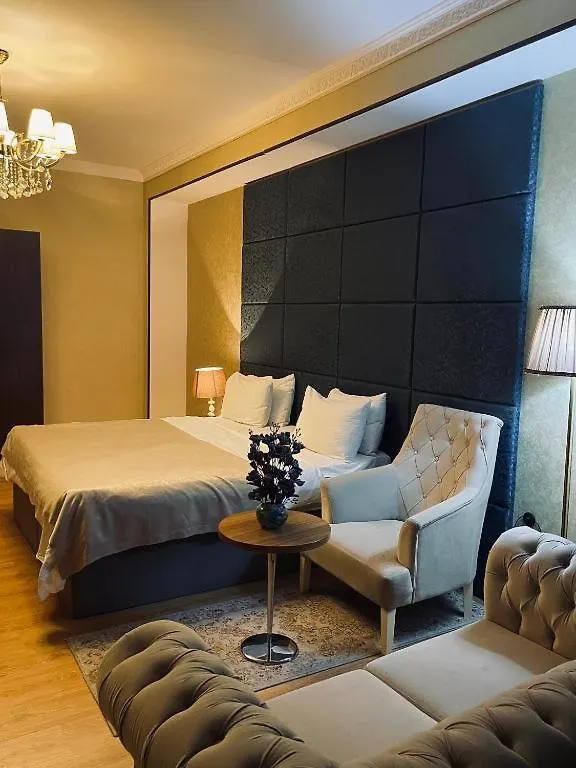 فندق Grand Mirror باكو