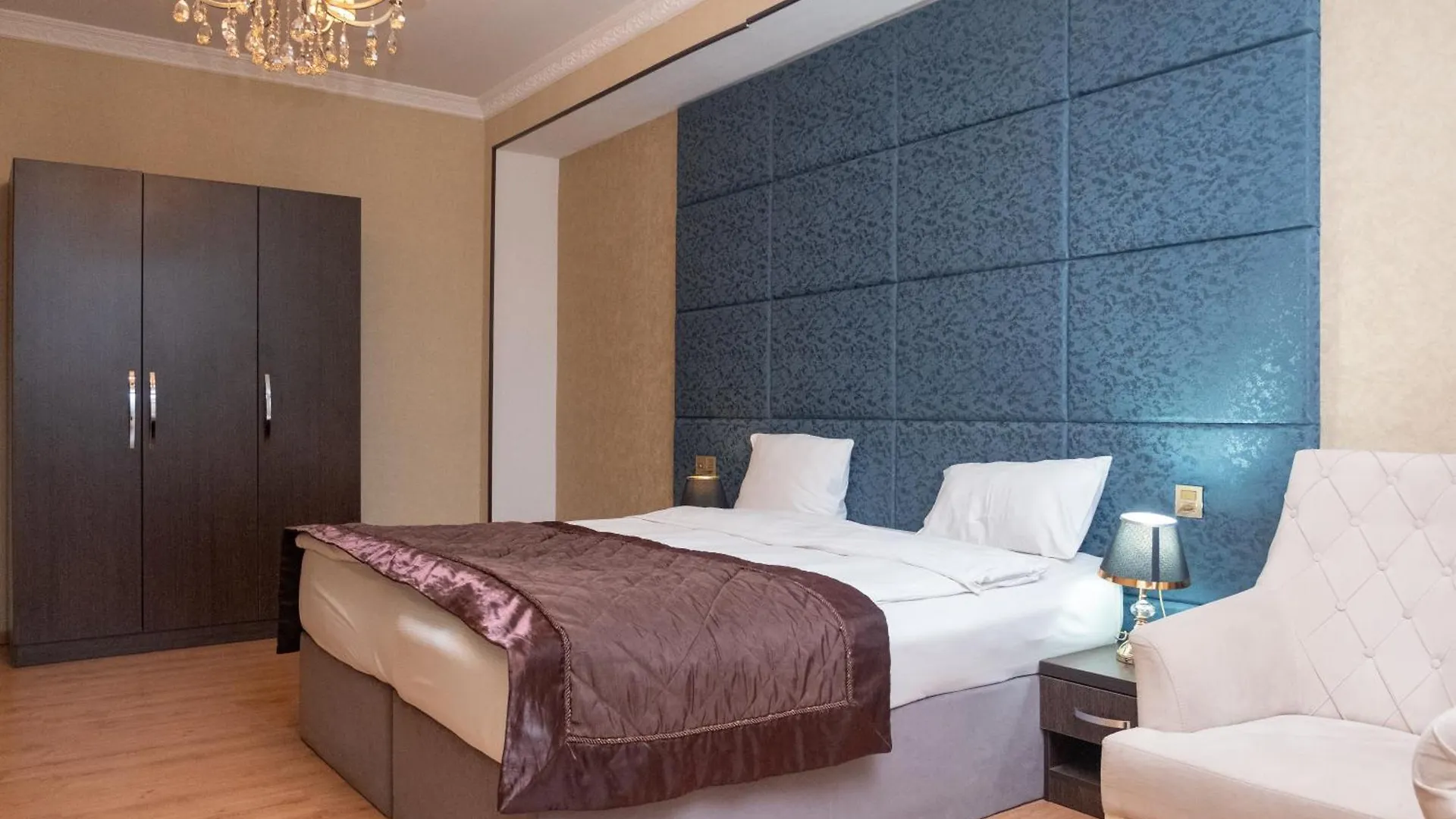 فندق Grand Mirror باكو